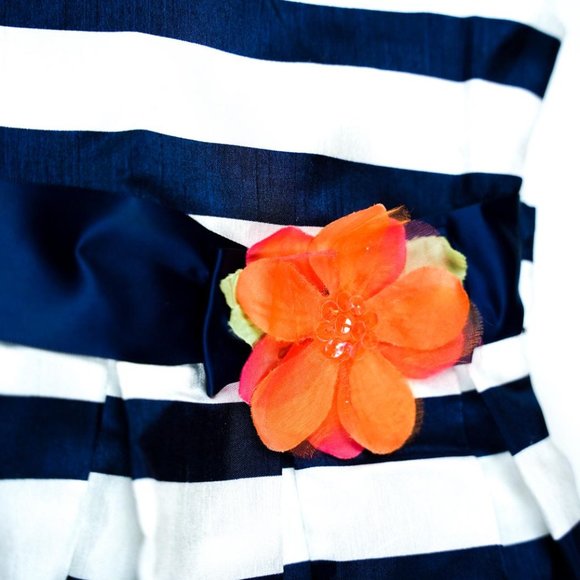 Girl's dress - Picture 2 of 12